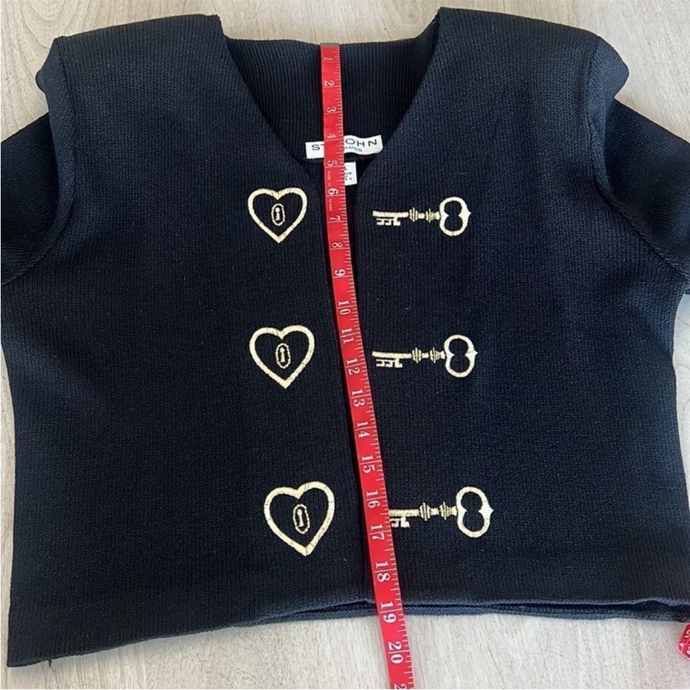 St. John Ladies Black Blazer with Heart and Key Accents - Picture 7 of 7